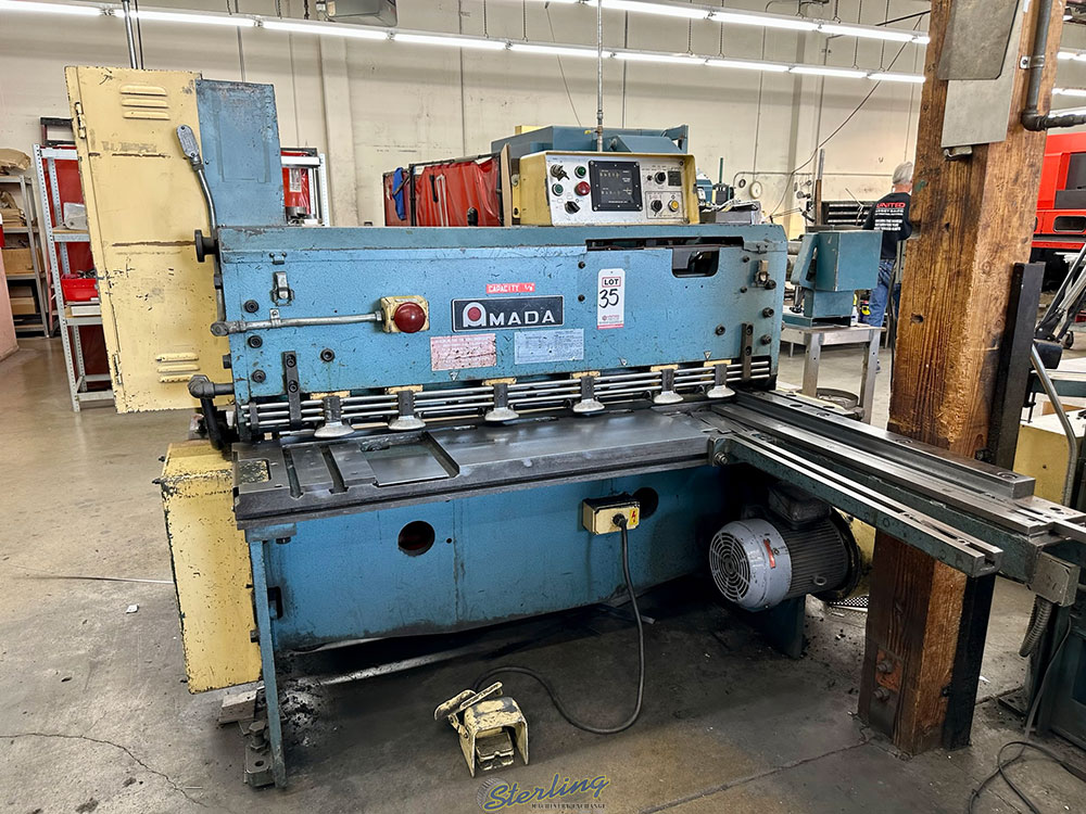 AMADA SHEAR MODEL M 1232 1 8inch X 4 ft CAPACITY 27inch SQUARING ARM S N 1230914-35