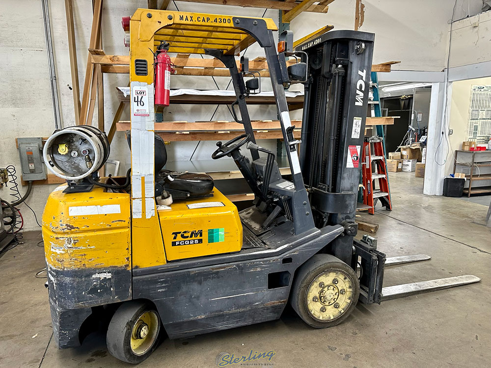 TCM LPG FORKLIFT MODEL FCG25T7T 4300 LB CAPACITY SIDE SHIFT 3 STAGE MAST SOLID TIRES LOAD LIGHTS 04321 HOURS S N A15G05135 (DELAYED PICKUP UNTIL JULY 24 2023)-46
