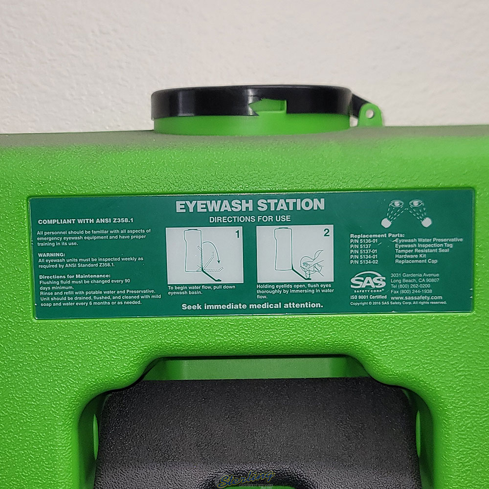 SAS SAFETY EYEWASH STATION WALL HUNG-126