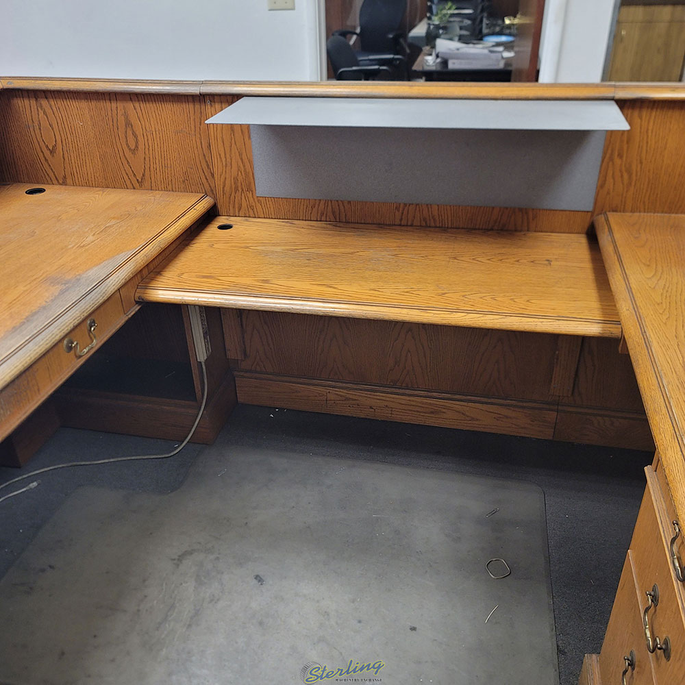 OAK RECEPTION ISLAND 8 ft X 6 ft-130