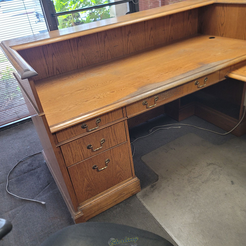 OAK RECEPTION ISLAND 8 ft X 6 ft-130