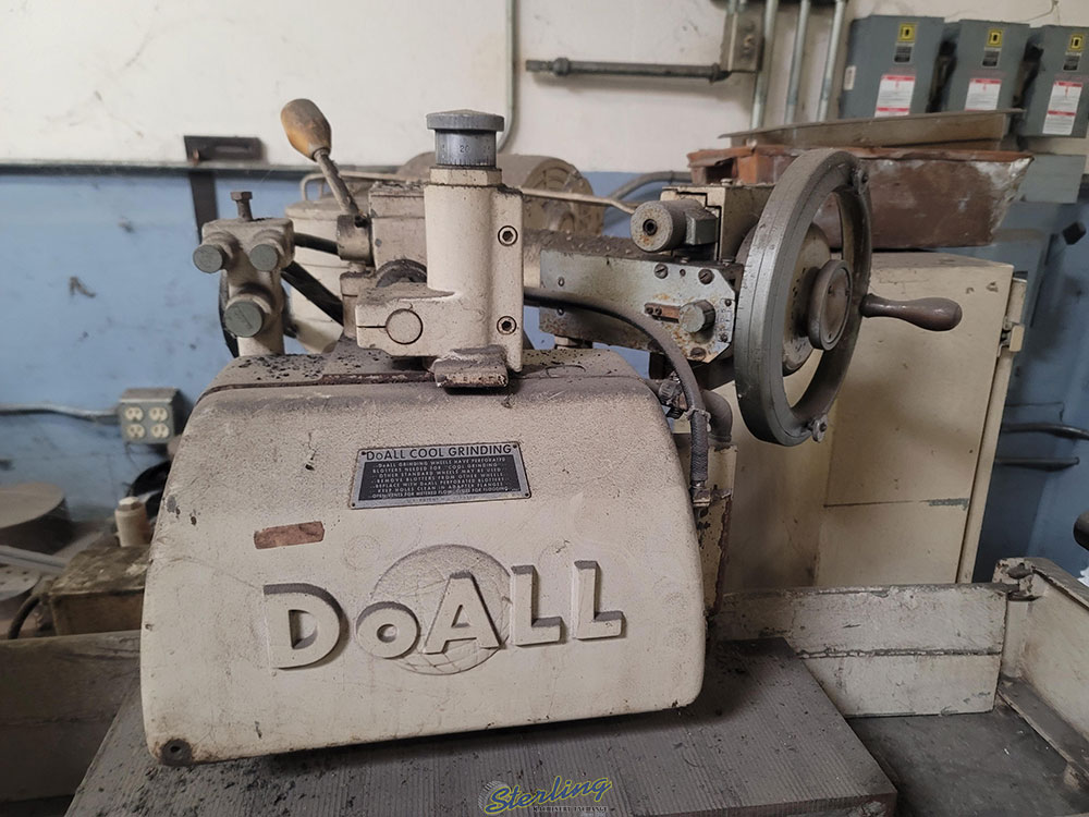 DOALL 8" X 24" HYDRAULIC SURFACE GRINDER, MODEL D824-12, S/N 222-69271-24