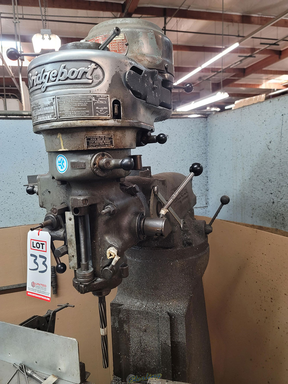 BRIDGEPORT VERTICAL MILL, S/N 12/BR47072, J-HEAD S/N J36095-33