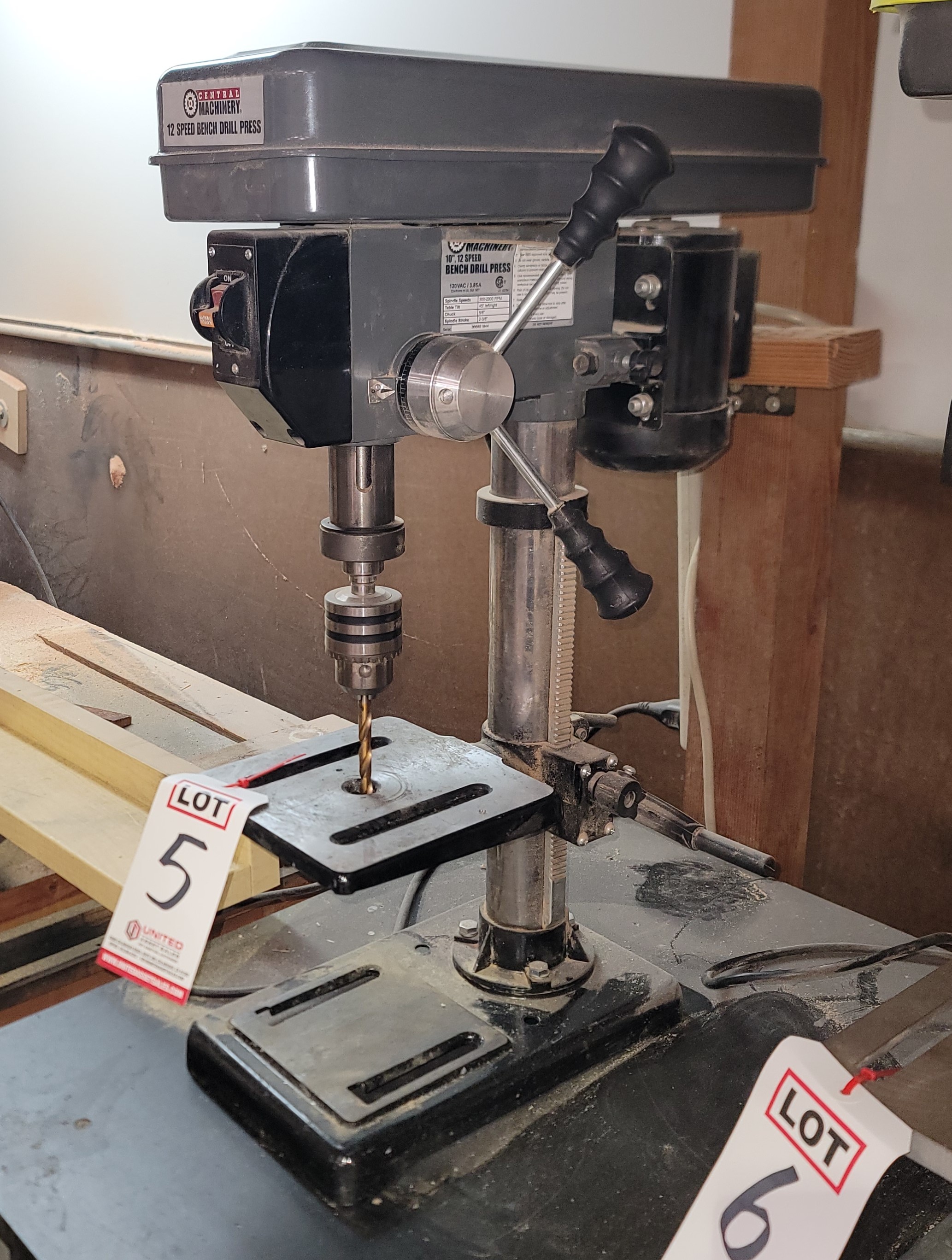 CENTRAL MACHINERY 10" BENCHTOP DRILL PRESS, 12-SPEED, S/N 366851844-5