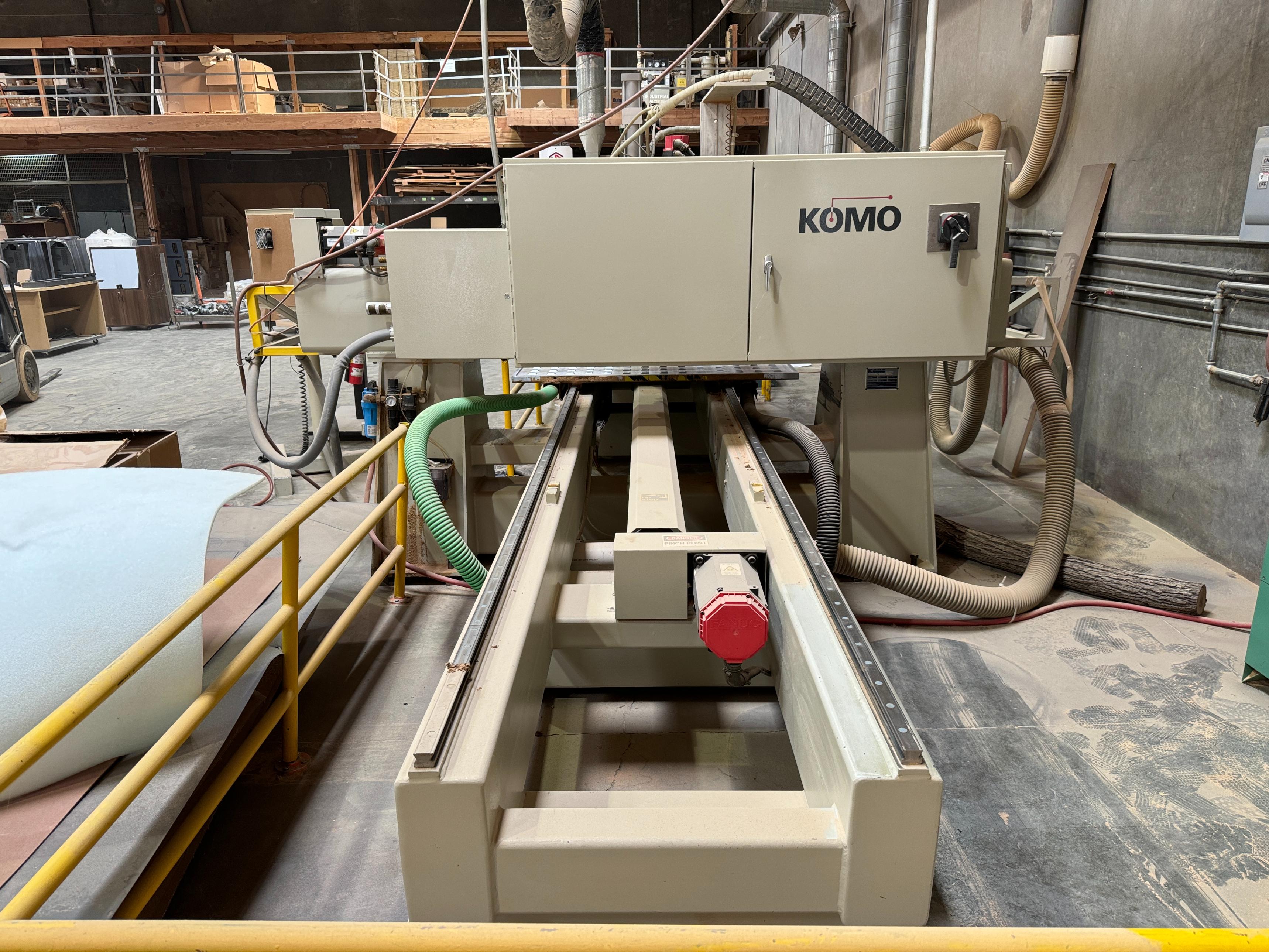 2001 KOMO CNC ROUTER, MODEL VR 510 MACH ONE, GE FANUC SERIES 210i-M CONTROL, 5' X 10' VACUUM TABLE, 8-STATION TOOL CHANGER, S/N 36327-03-01-01-33
