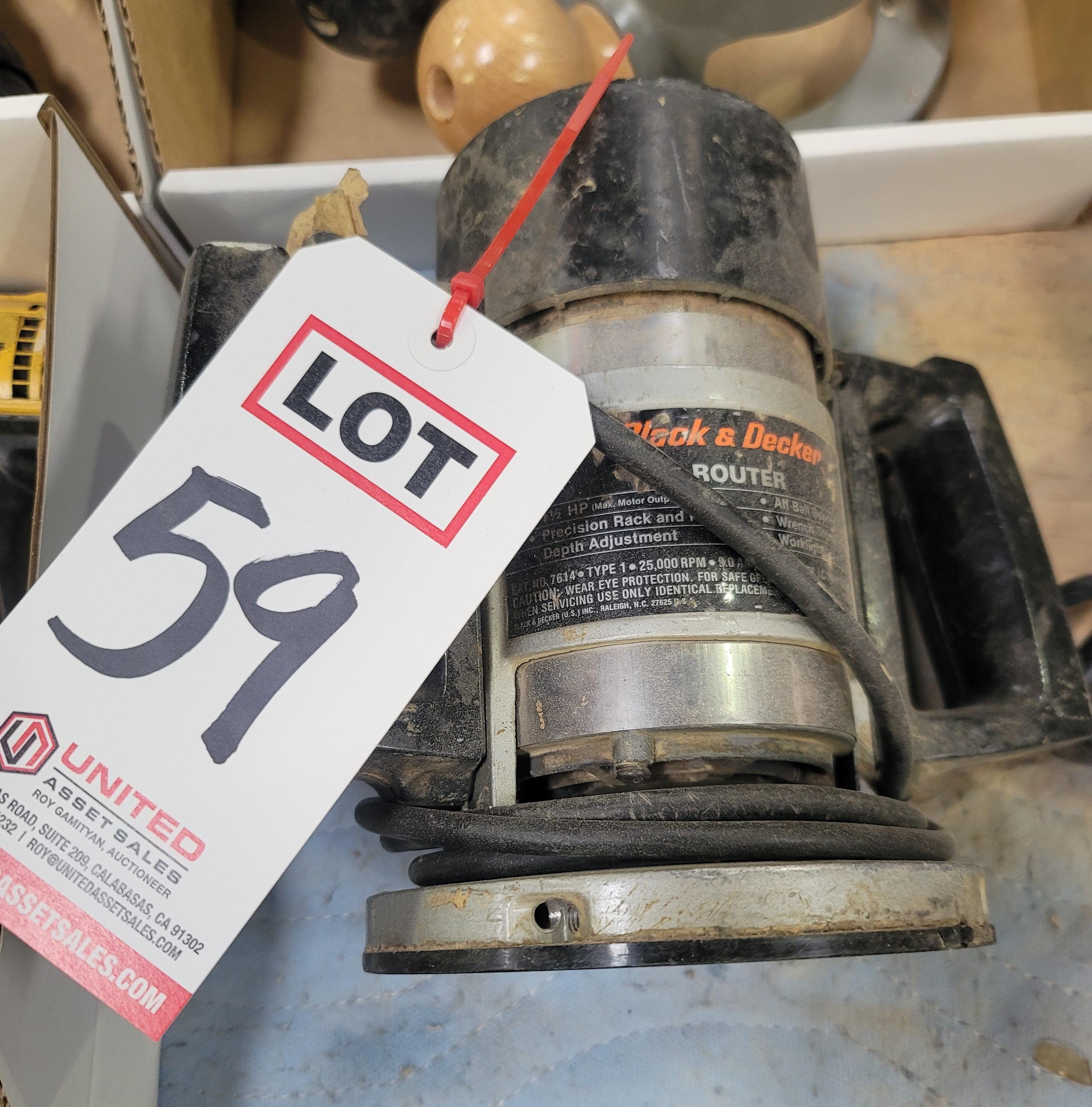 BLACK & DECKER ROUTER, 1-1/2 HP-59