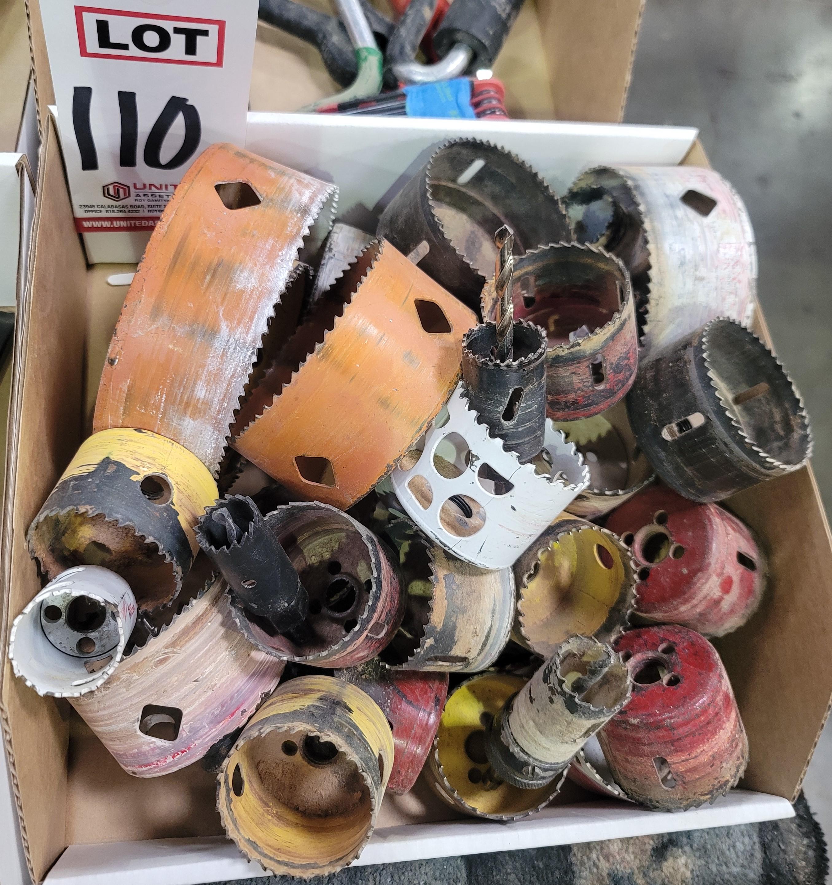 LOT - HOLE SAWS-110