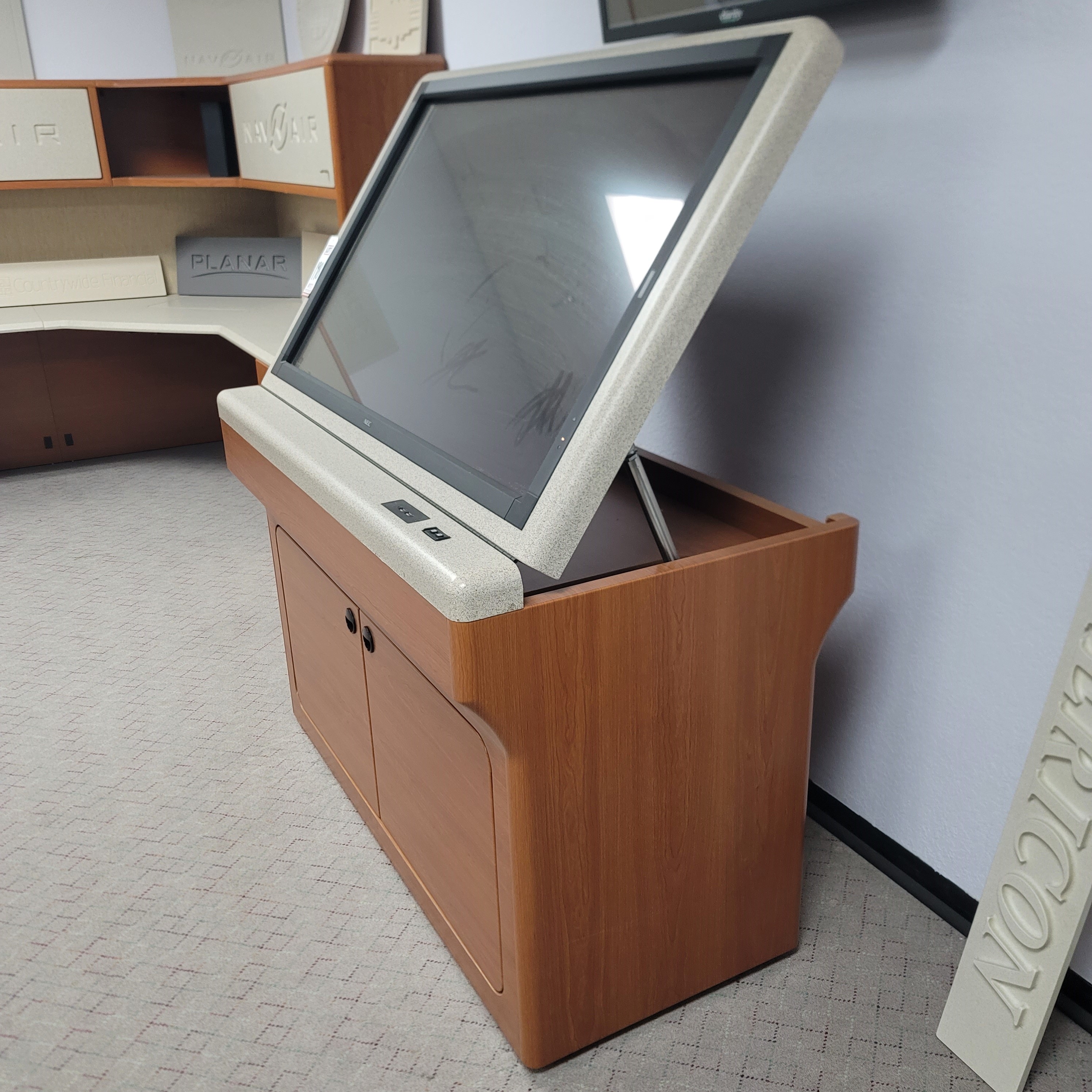 PRESENTATION & MAP TABLE W/ MOTORIZED 55" TOUCH SCREEN & COMPUTER-198