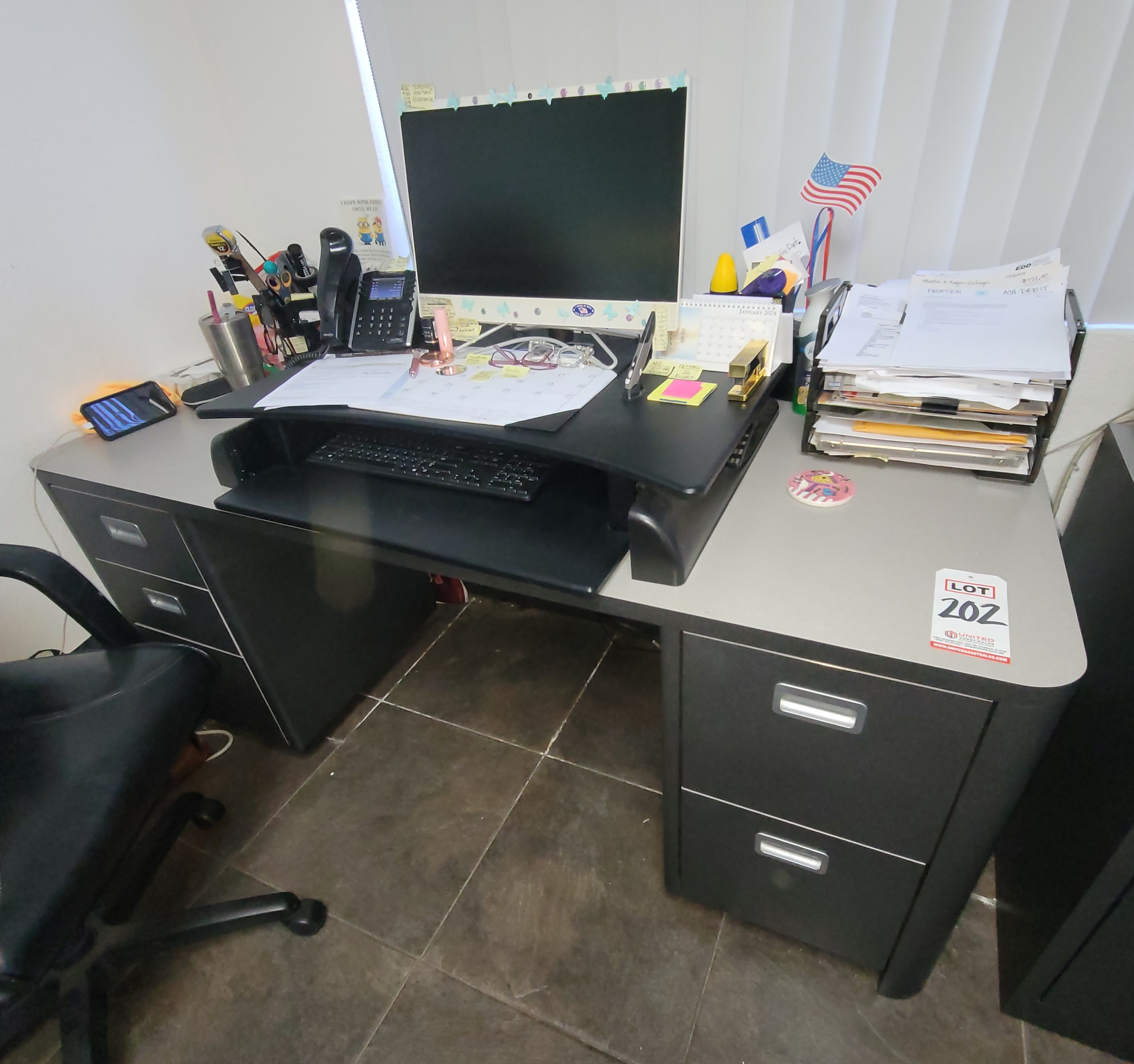 DUAL PEDESTAL DESK, COLOR: CHARCOAL & GREY GRANITE TOP, DIM: 60"W X 36"D X 30"T, CONTENTS NOT INCLUDED-202