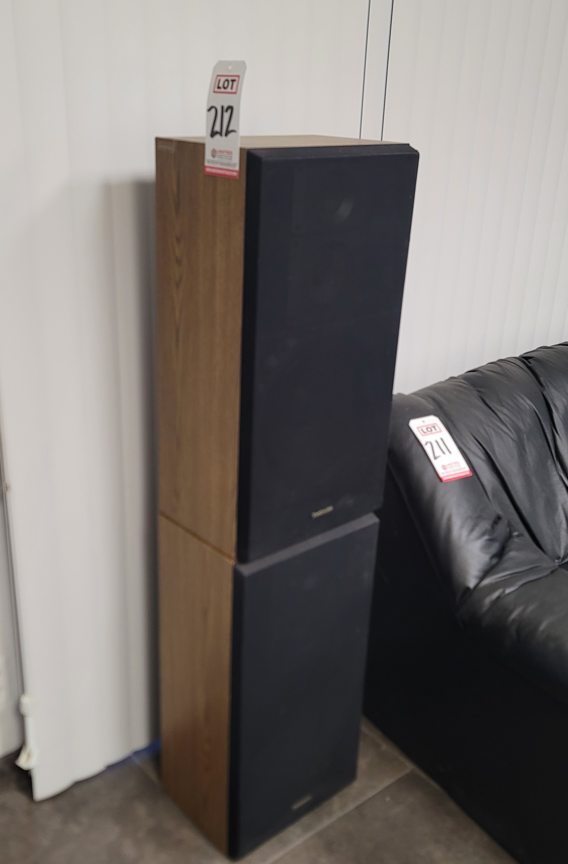 LOT - (2) 3-WAY SPEAKERS, TECHNICS SB-S407-212