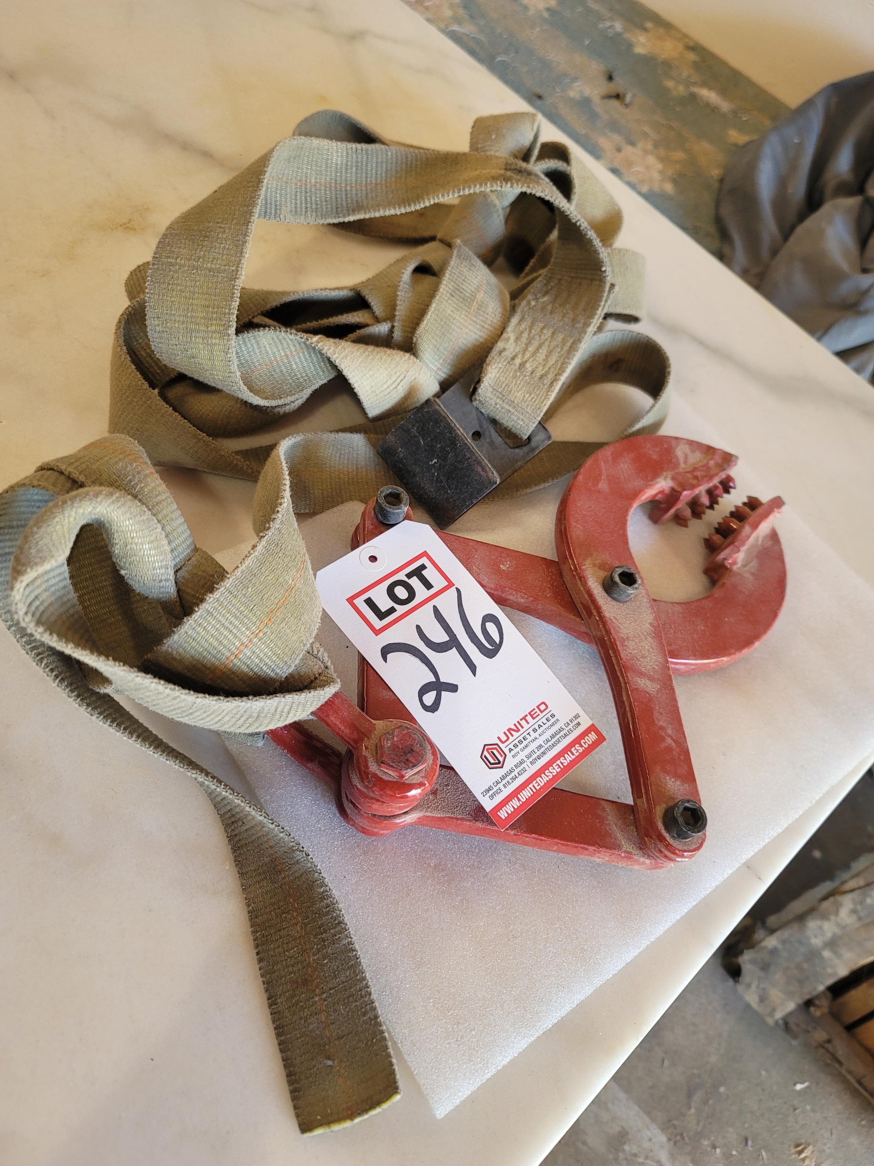 LOT - LIFTING DOG AND STRAP-246