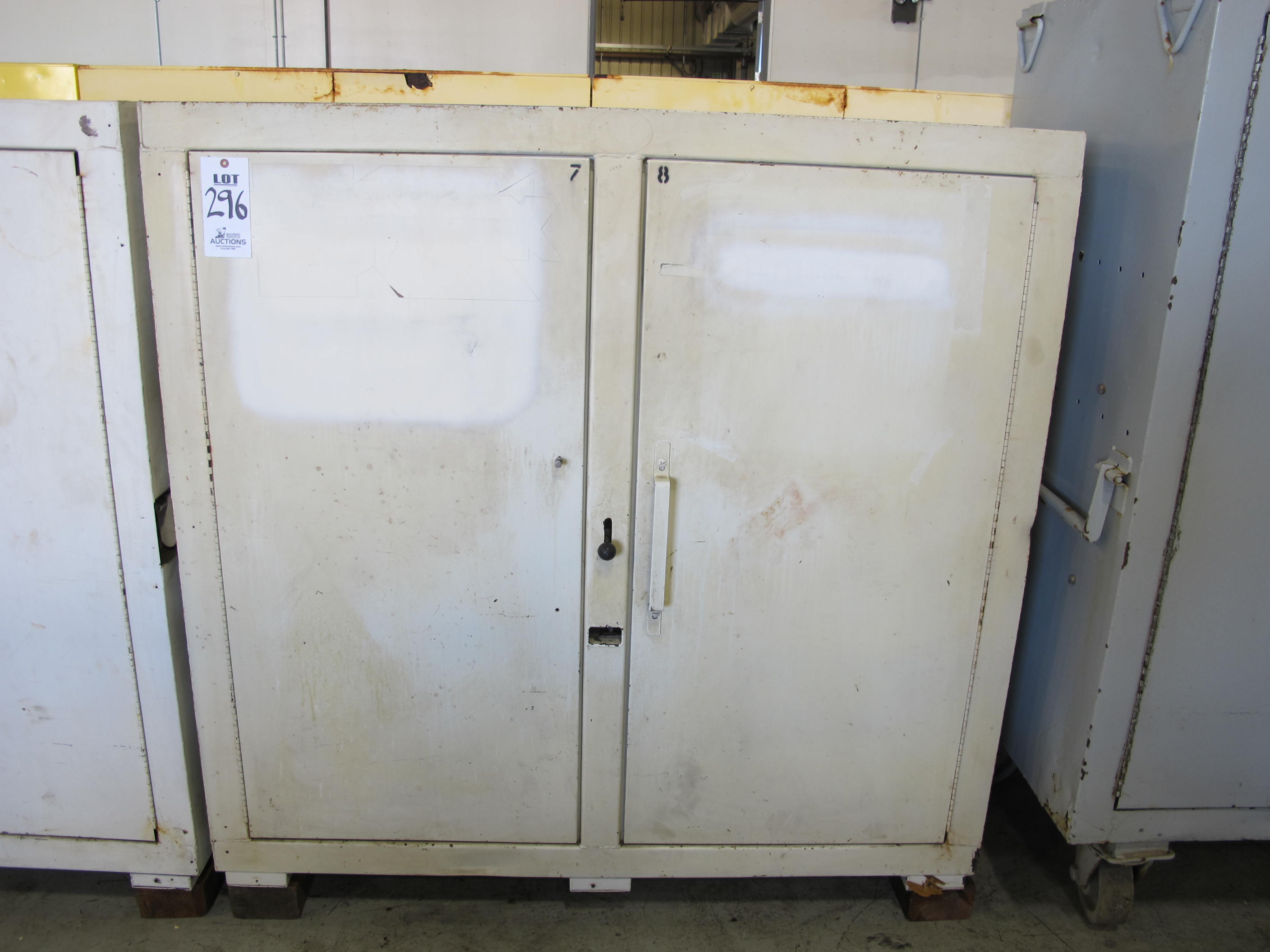 HEAVY DUTY 2-DOOR CABINET (G-49) LOADING & HANDLING FEE $25-