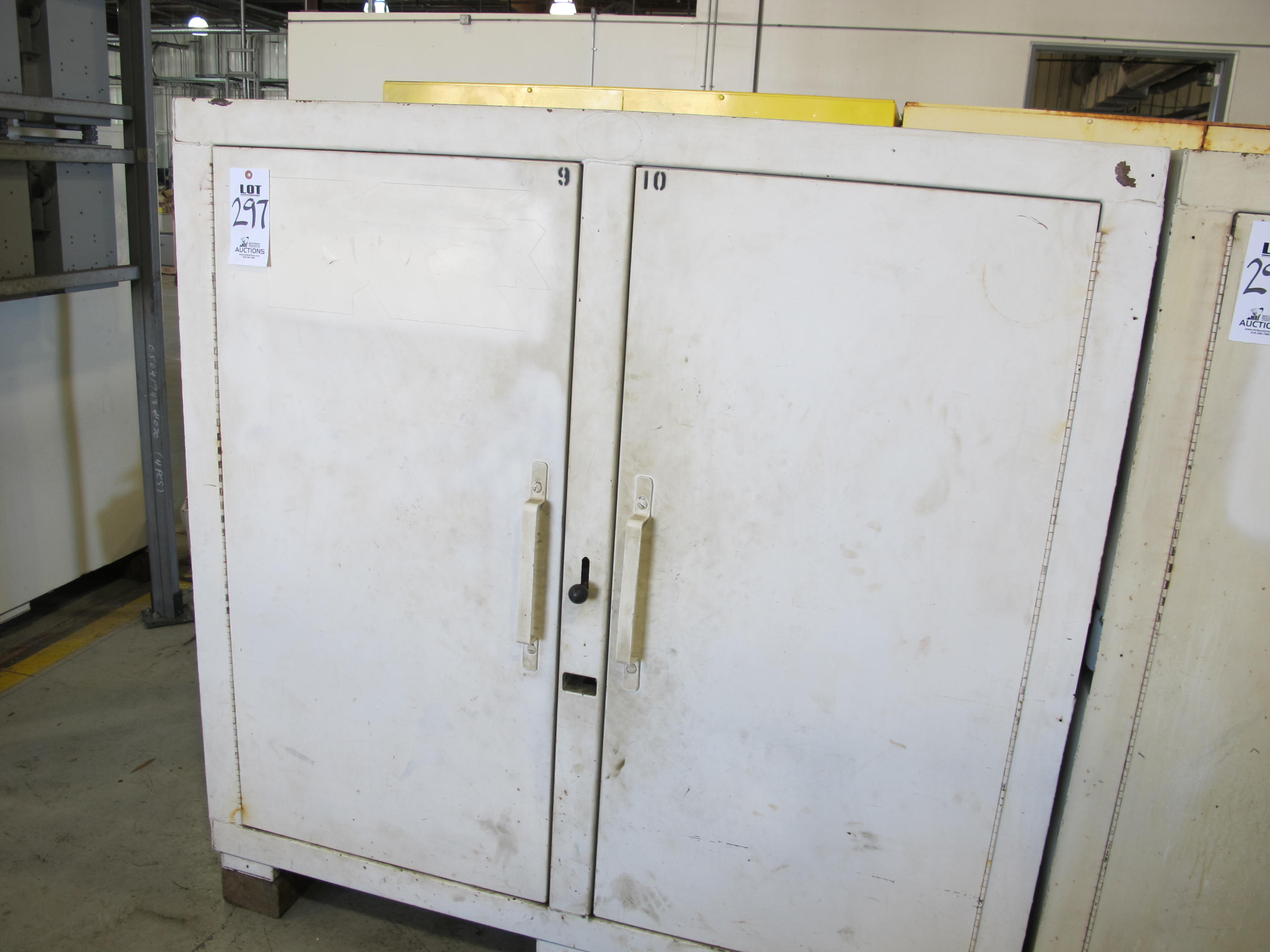 HEAVY DUTY 2-DOOR CABINET (G-49) LOADING & HANDLING FEE $25-