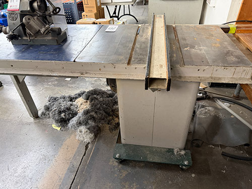 DELTA UNISAW 10" TABLE SAW, ON CASTERS-20