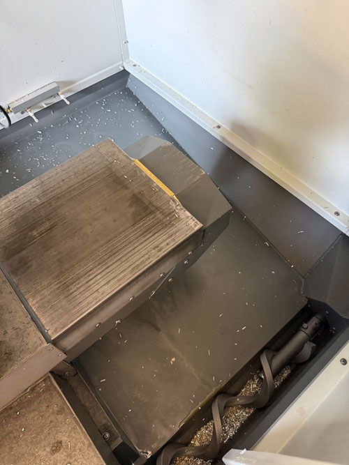 Haas-2022 HAAS DM-2 CNC VERTICAL DRILL/MILL MACHINING CENTER, MOLD MAKER, HAAS CNC CONTROL, TABLE: 34" X 15", XYZ TRAVELS: 28" X 16" X 15", CAT 40 TAPER, 15,000 RPM SPINDLE, SIDE MOUNT 18 ATC, 15 HP, THROUGH SPINDLE COOLANT, PROGRAMMABLE COOLANT NOZZLE, 32 GB EXPANDED MEMORY, WIRELESS INTUITIVE PROBING, TOOL AIR BLAST, CHIP CONVEYOR, 4TH AXIS READY, SUBPLATE, S/N 1197026-25