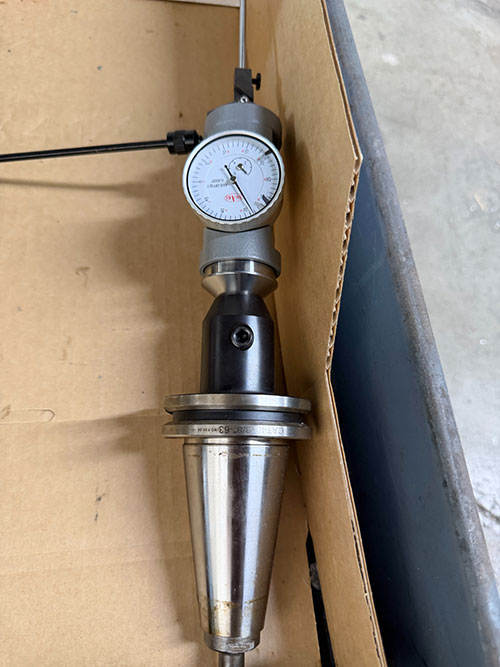 LOT - (1) HAIMER UNIVERSAL 3-D TASTER NO. 80360 W/ CAT 40 INTEGRATED BASE AND (1) SHARS COAXIAL AXIS OFFSET INDICATOR-34