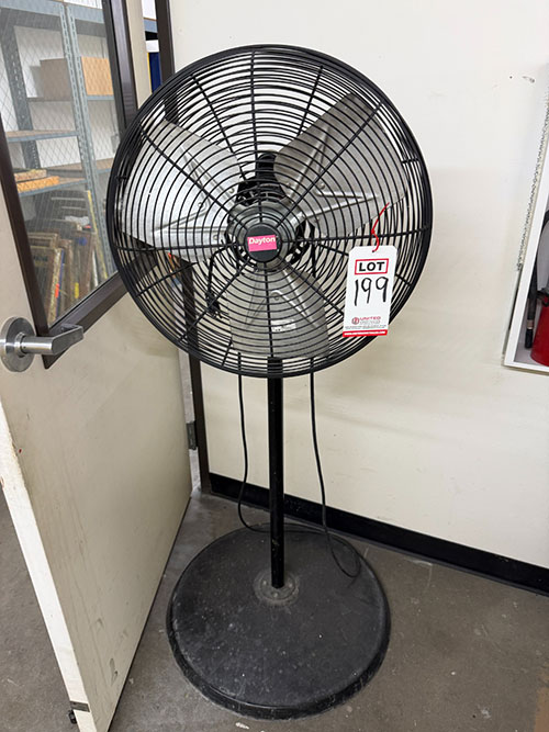 DAYTON 20" PEDESTAL FAN-199