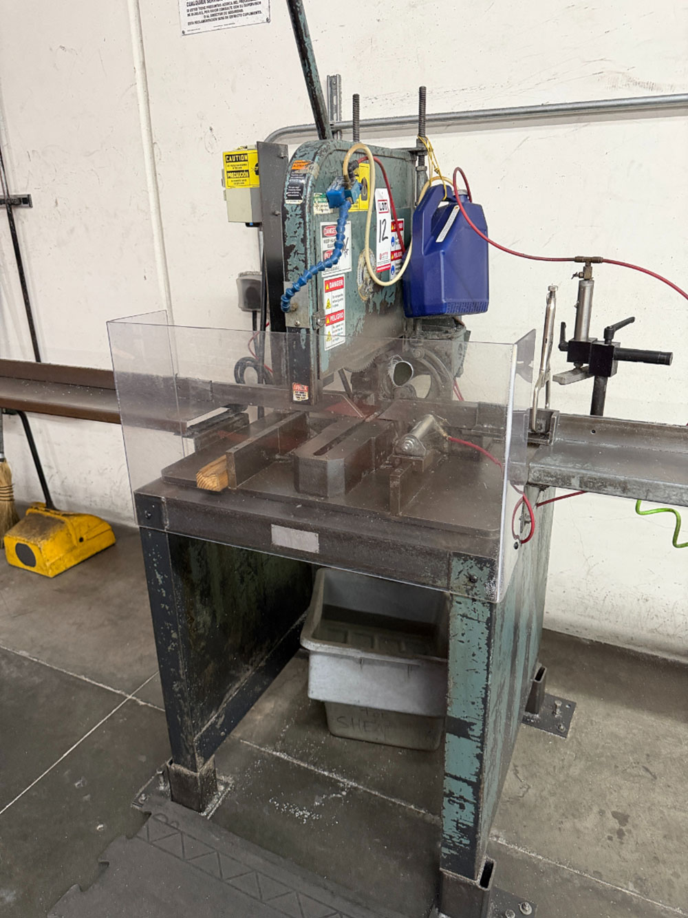 CTD 16" COMPOUND MITRE SAW, NO DATA TAG, 5 HP MOTOR-12