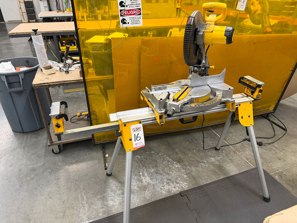 DEWALT 12" COMPOUND MITER SAW, MODEL DWS715, W/ DWX724 COMPACT MITER SAW STAND-16
