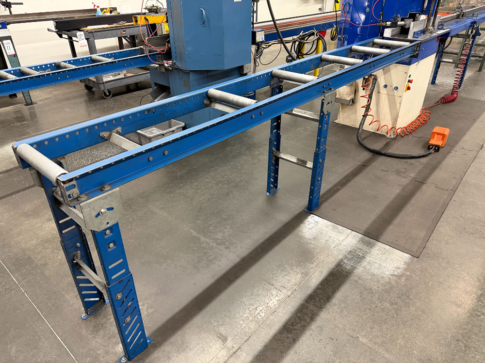 CTD N90 NOTCHING DOUBLE MITRE SAW, S/N 443, W/ INFEED AND OUTFEED TABLES-29