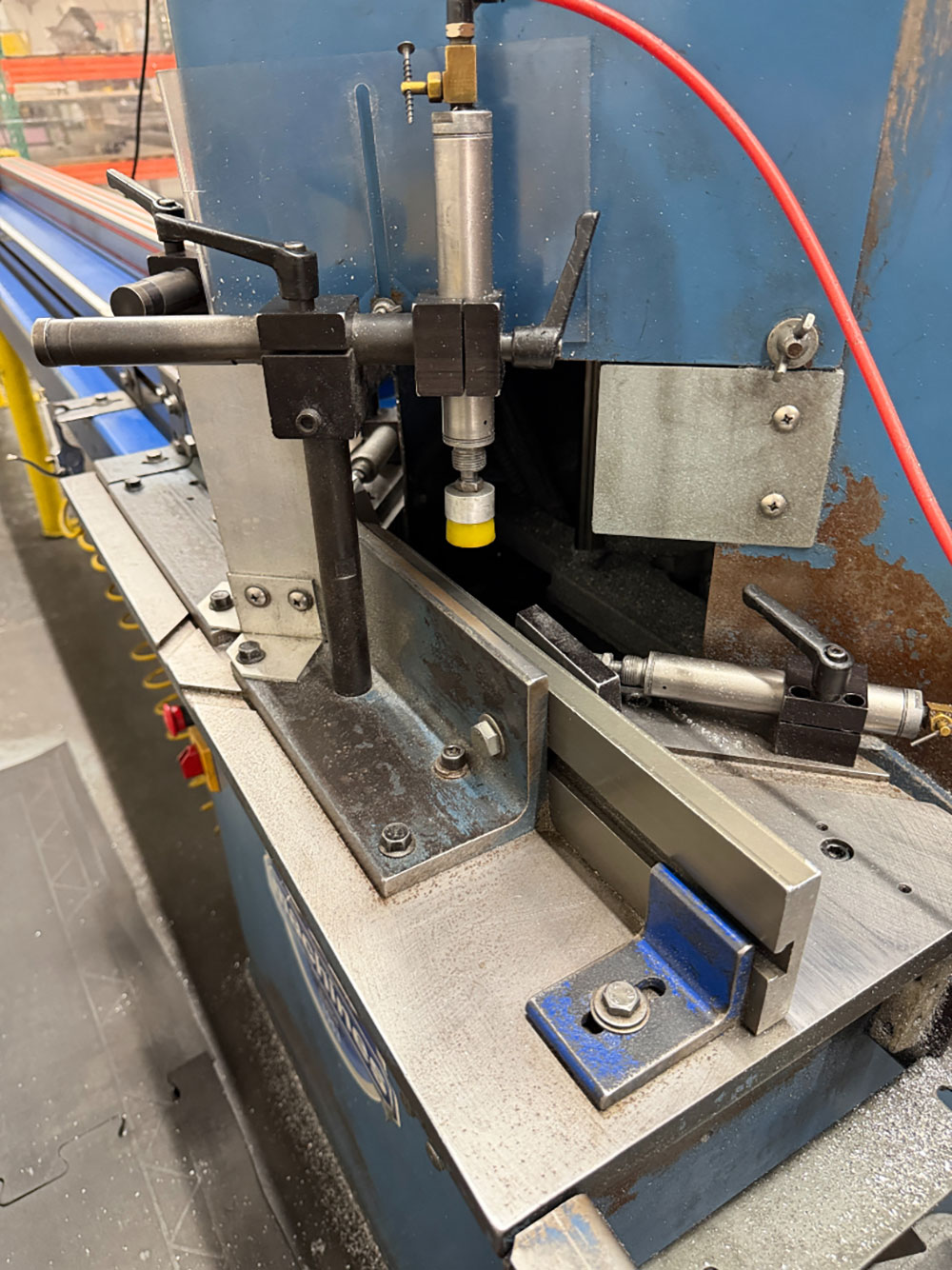 CTD N90 NOTCHING DOUBLE MITRE SAW, S/N 418, W/ INFEED AND OUTFEED TABLES-30