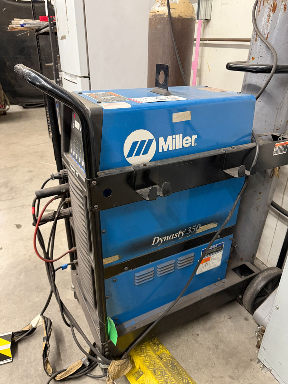 MILLER DYNASTY 350 WELDING POWER SOURCE, STOCK NO. 907204001, S/N ME140064L, W/ COOLMATE 3.5 CHILLER, GAS CYLINDER NOT INCLUDED-39