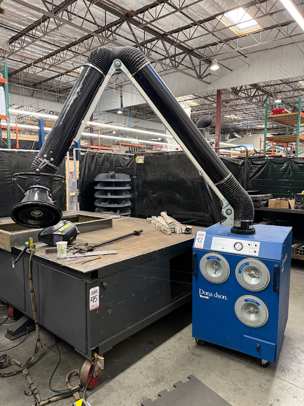 2023 DONALDSON TORIT PORTABLE FUME COLLECTOR W/ EXTRACTION ARM-42