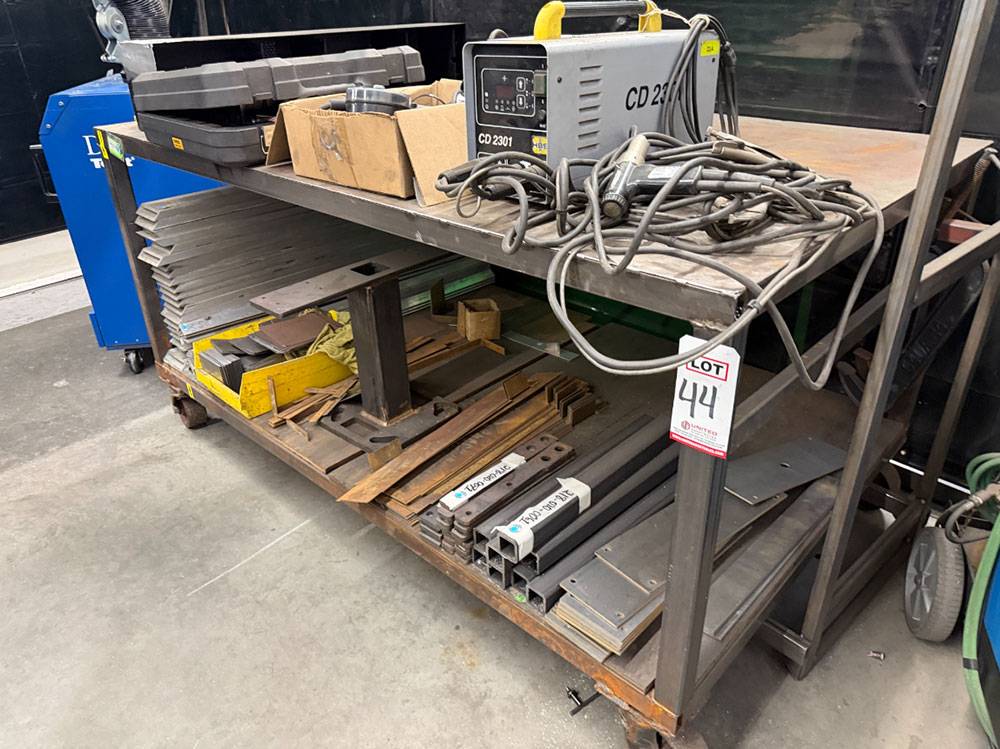 WELDING TABLE W/ 4' X 6-1/2' STEEL TOP, 39-1/2" TOP HT, STEEL CASTERS, CONTENTS NOT INCLUDED-44