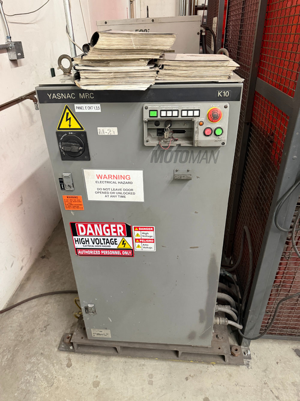 MOTOMAN WELDING CELL W/ ROBOTIC WELDING ARM, MOTOR REWIND REPAIR NEEDED-53