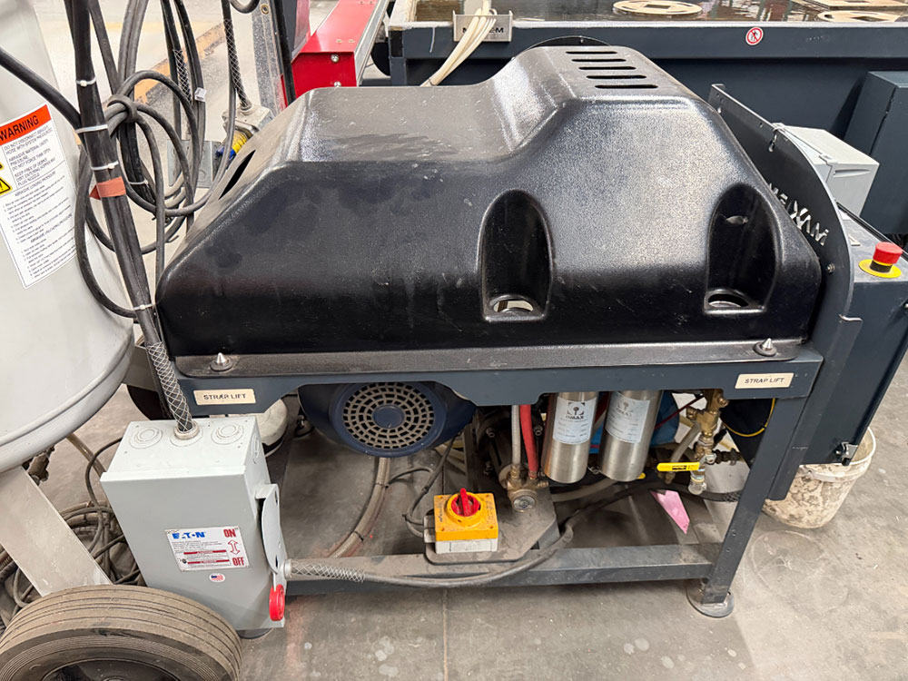 OMAX-2022 OMAX MAXIEM M2040 ABRASIVE WATERJET CUTTING SYSTEM, 3-AXIS CUTTING HEAD, TABLE SIZE: 13' 4" X 7'0" XY,  CUTTING TRAVEL: 13' 4" X 6' 8", Z-AXIS TRAVEL: 12", MAXJET 5I NOZZLE, 600 LB. ABRASIVE HOPPER, PULL-TO-OPEN VALVE SINGLE NOZZLE, WATER FILTER, CUTTING TABLE, S/N M20405268-57