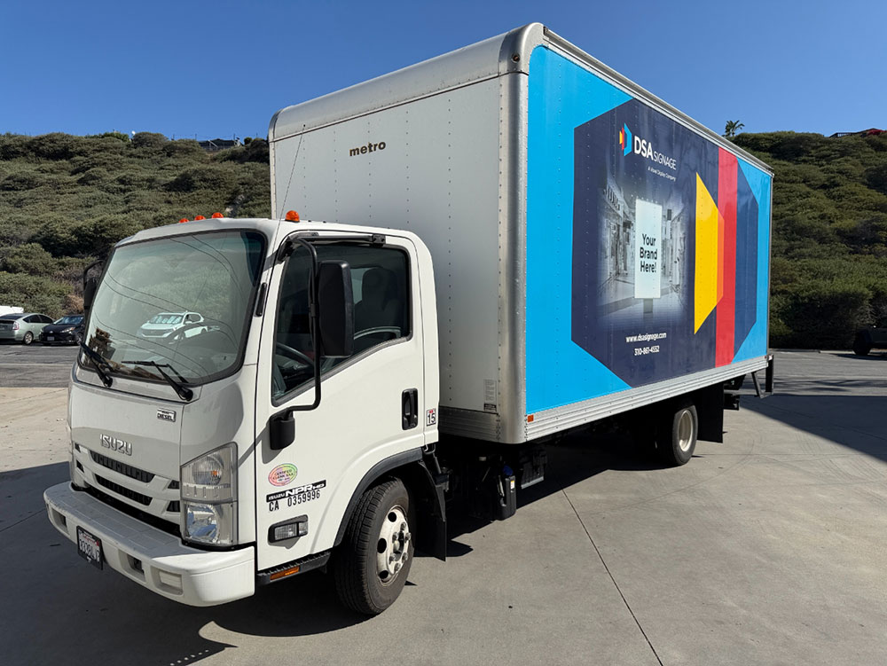 2022 ISUZU NPR HD BOX TRUCK, 5.2L 4-CYLINDER TURBO DIESEL ENGINE, 20' BOX, 215 HP, REAR LIFTGATE, APPROX. 19,807 MILES, CA LIC: 33384J3, VIN: JALC4W161N7014381-62