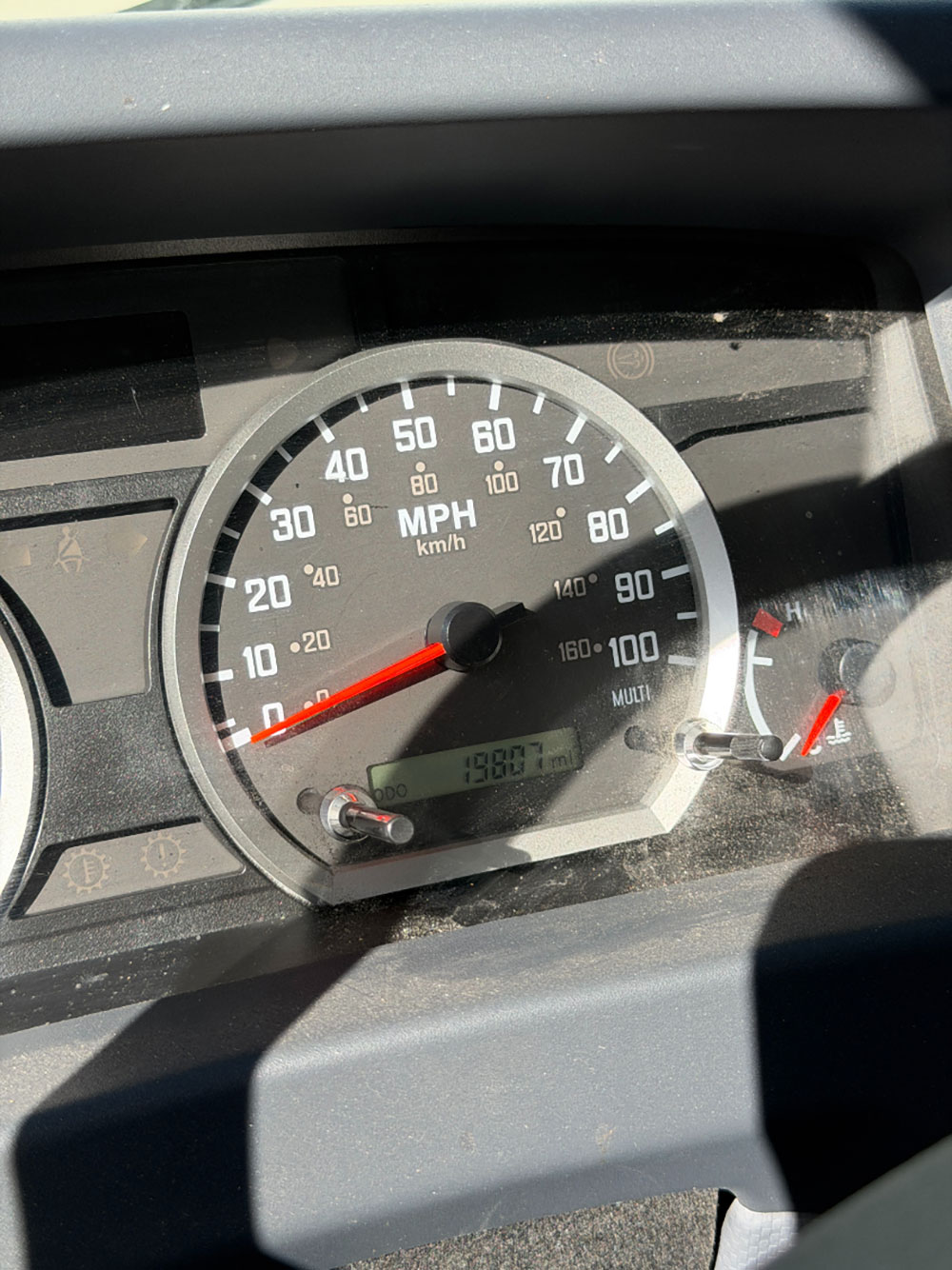 2022 ISUZU NPR HD BOX TRUCK, 5.2L 4-CYLINDER TURBO DIESEL ENGINE, 20' BOX, 215 HP, REAR LIFTGATE, APPROX. 19,807 MILES, CA LIC: 33384J3, VIN: JALC4W161N7014381-62