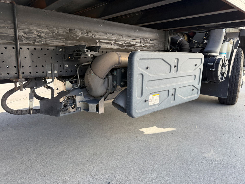 2022 ISUZU NPR HD BOX TRUCK, 5.2L 4-CYLINDER TURBO DIESEL ENGINE, 20' BOX, 215 HP, REAR LIFTGATE, APPROX. 19,807 MILES, CA LIC: 33384J3, VIN: JALC4W161N7014381-62