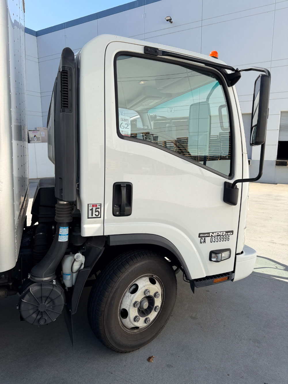 2022 ISUZU NPR HD BOX TRUCK, 5.2L 4-CYLINDER TURBO DIESEL ENGINE, 20' BOX, 215 HP, REAR LIFTGATE, APPROX. 19,807 MILES, CA LIC: 33384J3, VIN: JALC4W161N7014381-62