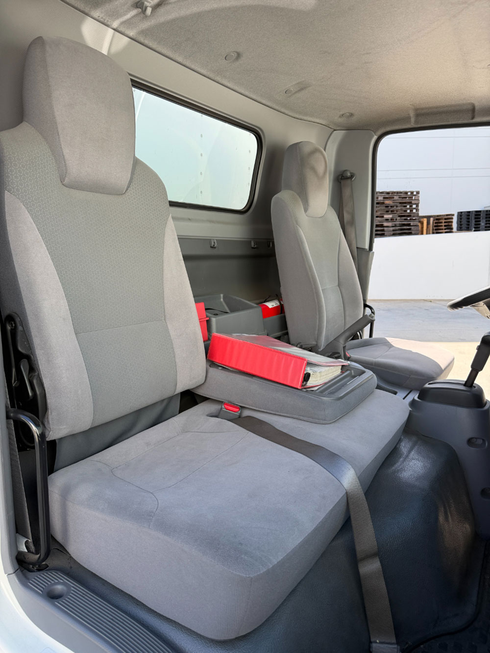 2022 ISUZU NPR HD BOX TRUCK, 5.2L 4-CYLINDER TURBO DIESEL ENGINE, 20' BOX, 215 HP, REAR LIFTGATE, APPROX. 19,807 MILES, CA LIC: 33384J3, VIN: JALC4W161N7014381-62