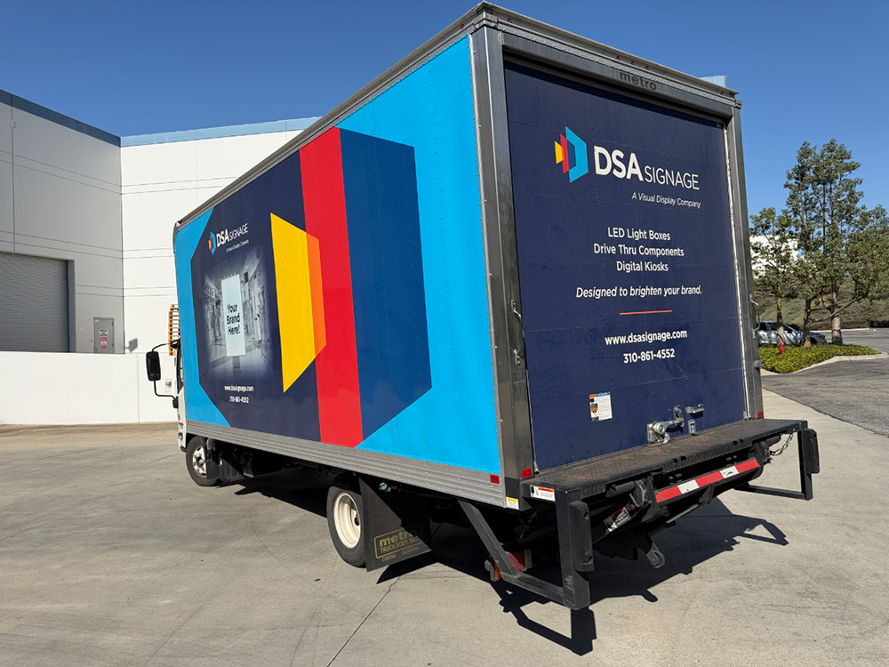 2022 ISUZU NPR HD BOX TRUCK, 5.2L 4-CYLINDER TURBO DIESEL ENGINE, 20' BOX, 215 HP, REAR LIFTGATE, APPROX. 19,807 MILES, CA LIC: 33384J3, VIN: JALC4W161N7014381-62