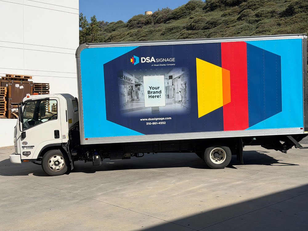 2022 ISUZU NPR HD BOX TRUCK, 5.2L 4-CYLINDER TURBO DIESEL ENGINE, 20' BOX, 215 HP, REAR LIFTGATE, APPROX. 19,807 MILES, CA LIC: 33384J3, VIN: JALC4W161N7014381-62