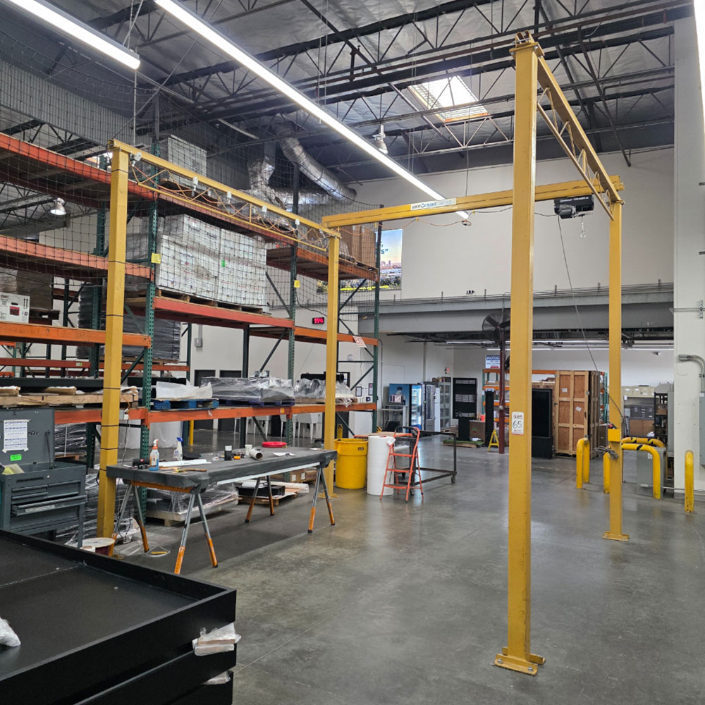 SHOP CRANE 2,000 LB CAPACITY FREESTANDING BRIDGE CRANE W/ ELECTRIC CABLE HOIST, PENDANT CONTROL, 14-1/2' BRIDGE LENGTH, 14-1/2' RUNWAY LENGTH, 12-1/2' HIGHEST HOOK HT, APPROX. 15' OVERALL HT-65