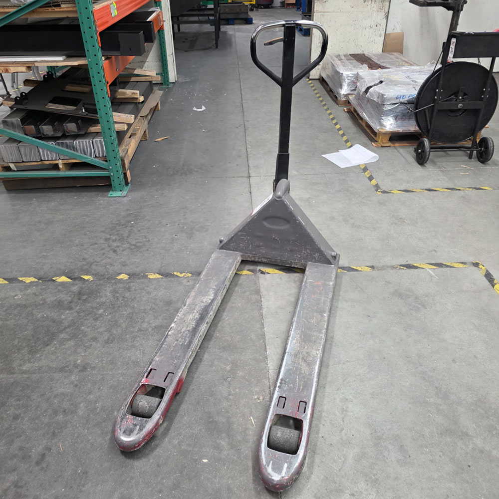 CROWN PALLET JACK, 5,000 LB CAPACITY-71