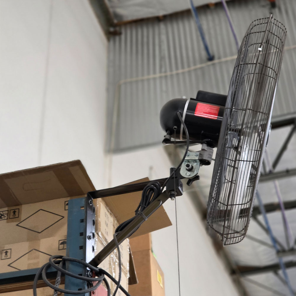 30" HURRICANE PRO WALL FAN-92