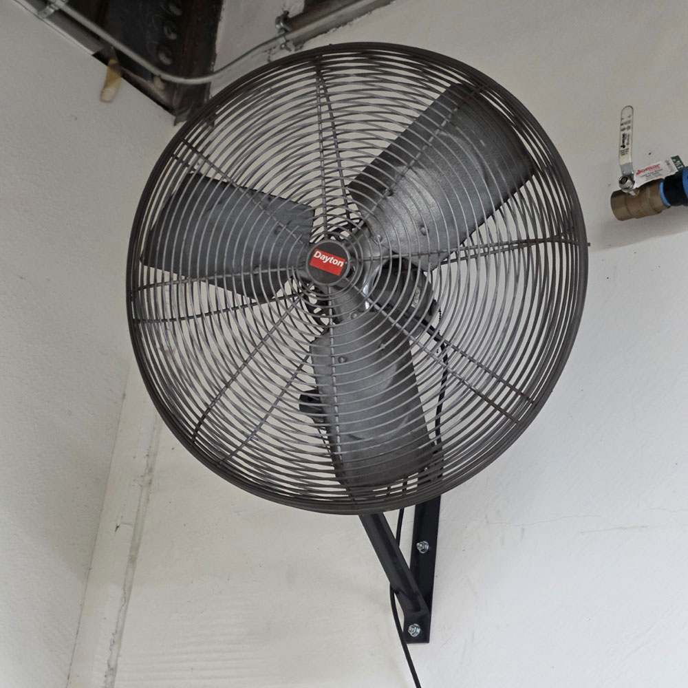 DAYTON 18" WALL FAN-100