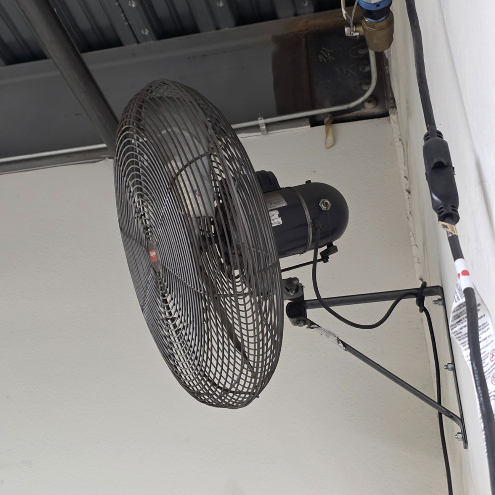 DAYTON 18" WALL FAN-100