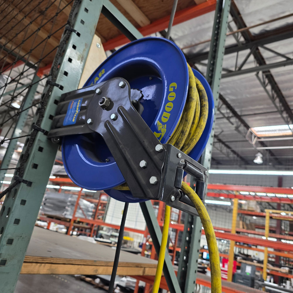 GOODYEAR SELF-RETRACTING AIR HOSE REEL-103