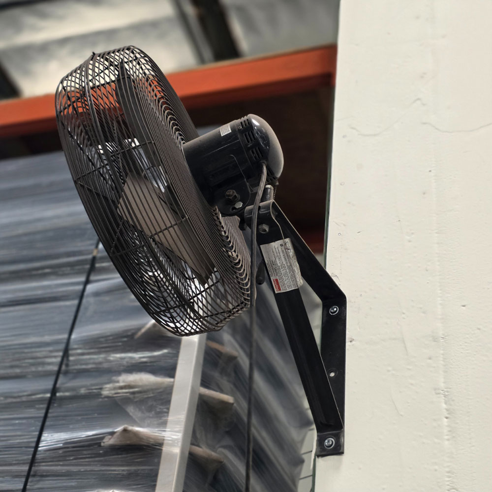 DAYTON 18" WALL FAN-104