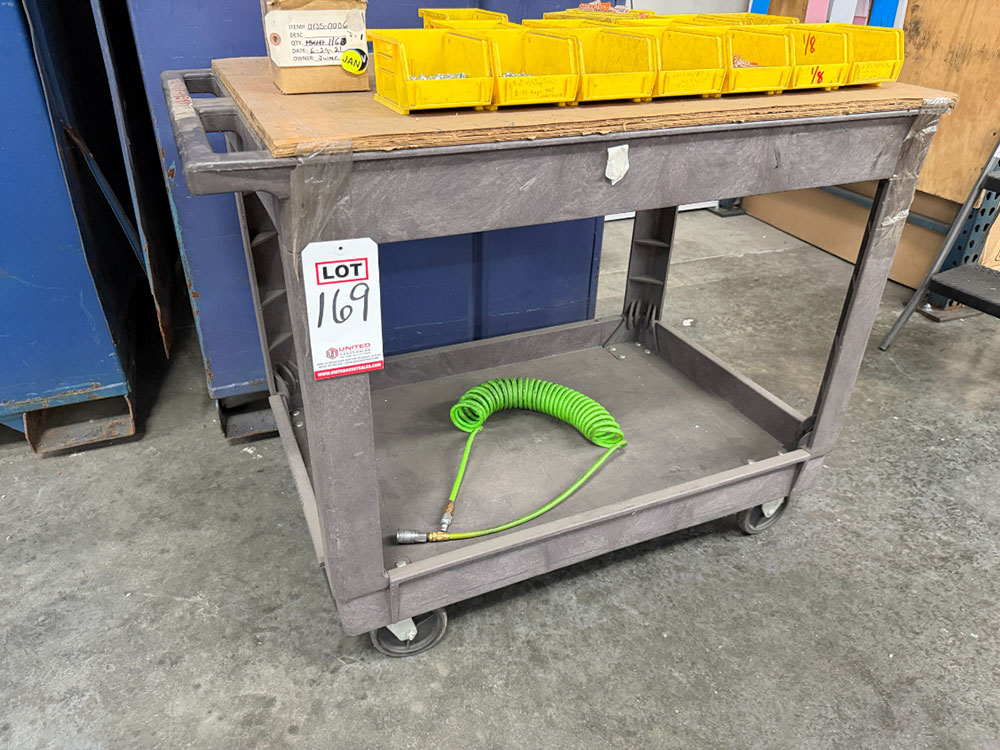 PLASTIC SHOP CART, 2' X 3', CONTENTS NOT INCLUDED-169