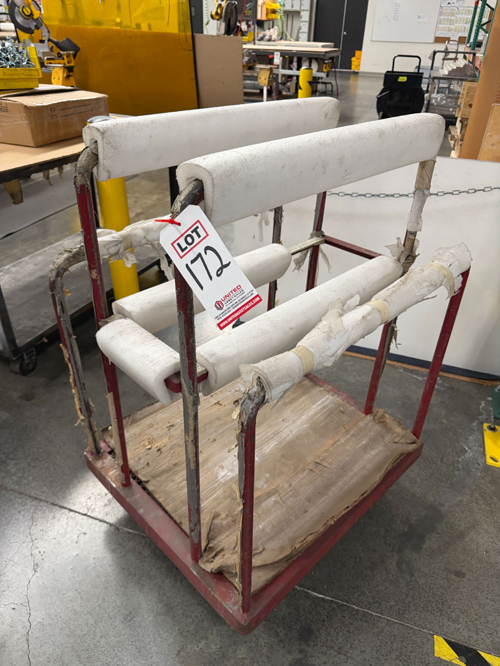 SMALL MATERIAL CART, 26" X 30"-172