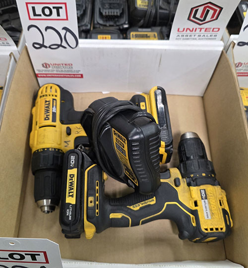 LOT - (2) DEWALT 20V CORDLESS DRILLS W/ BATTERIES AND CHARGER-220