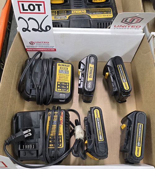 LOT - (4) DEWALT 20V RECHARGEABLE BATTERIES AND (2) CHARGERS-226