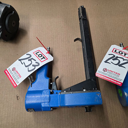 JOSEF KIHLBERG PNEUMATIC CARTON STAPLER-253
