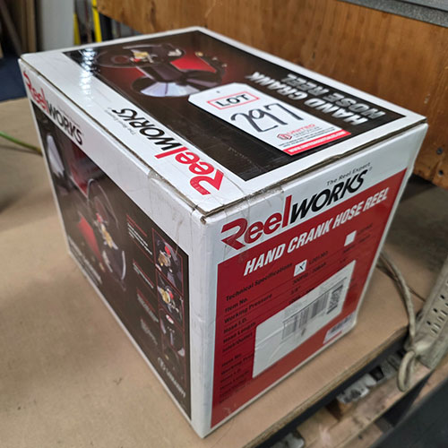 REELWORKS HAND CRANK HOSE REEL, MODEL L201303, IN BOX W/ ORIGINAL PACKING, FOR 100' OF 3/8" AIR HOSE-297